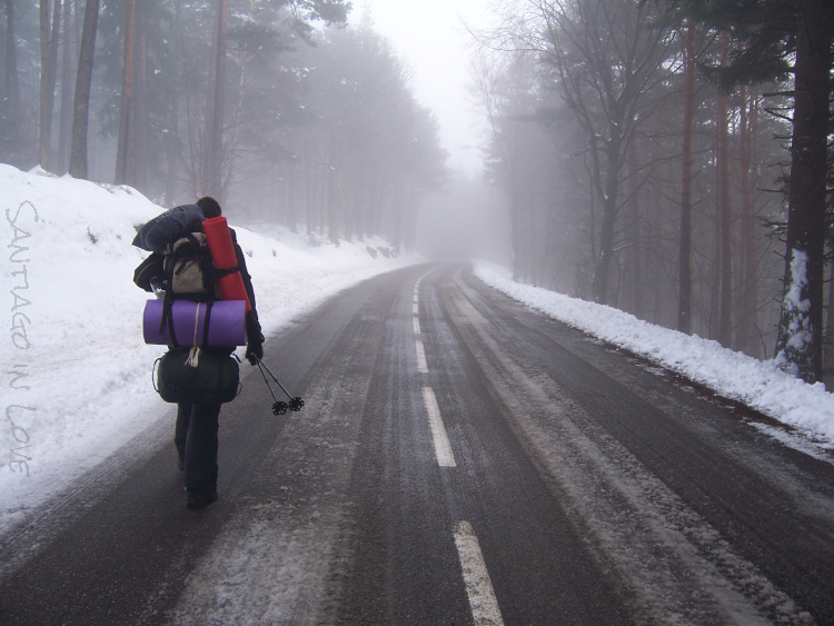 It's important to be well equipped to hike in low season - Santiago in Love - CC BY-SA-NC